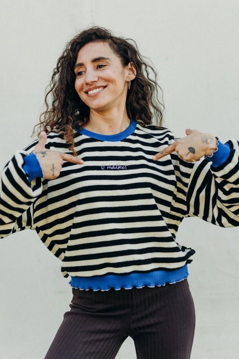 Bluza O MATKO w paski czarne